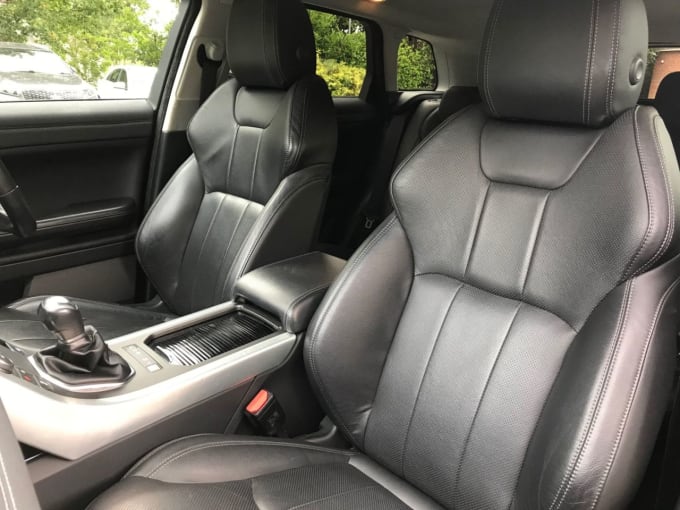 2025 Land Rover Range Rover Evoque