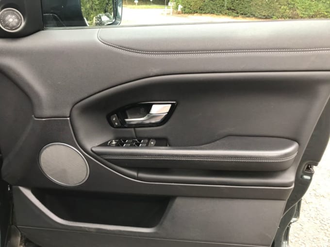 2025 Land Rover Range Rover Evoque