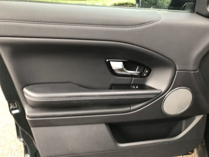 2025 Land Rover Range Rover Evoque