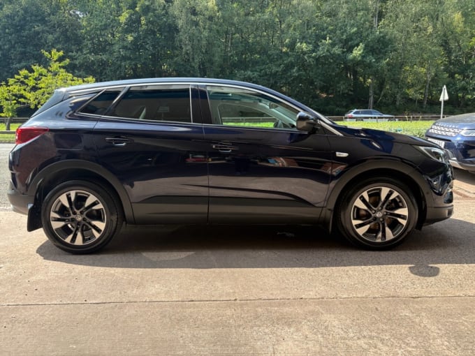 2025 Vauxhall Grandland X