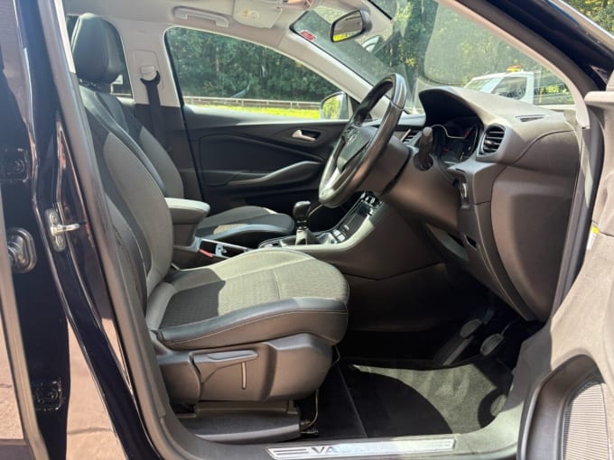 2025 Vauxhall Grandland X