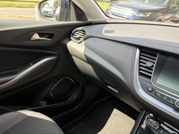 2025 Vauxhall Grandland X