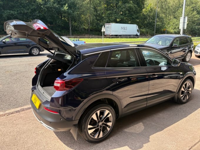 2025 Vauxhall Grandland X