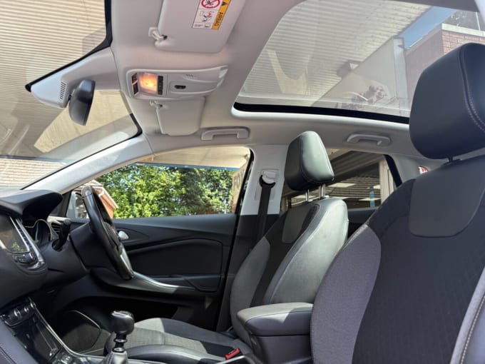 2025 Vauxhall Grandland X