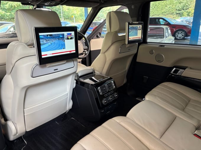 2025 Land Rover Range Rover