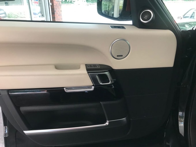 2025 Land Rover Range Rover