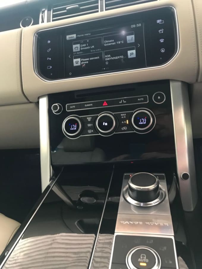 2025 Land Rover Range Rover