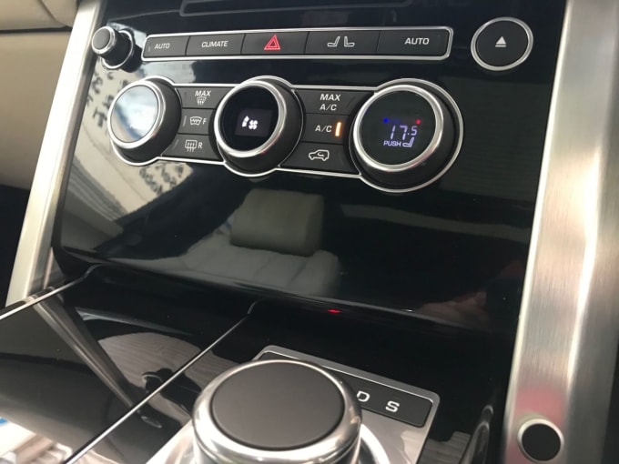 2025 Land Rover Range Rover