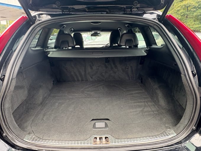 2025 Volvo Xc60