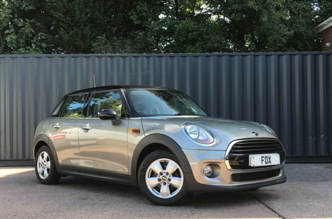 2025 Mini Hatch