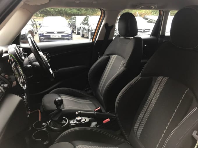 2025 Mini Hatch