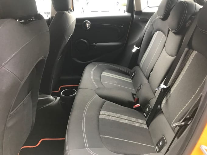 2025 Mini Hatch