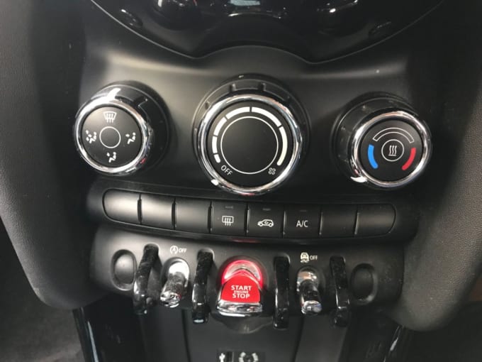 2025 Mini Hatch