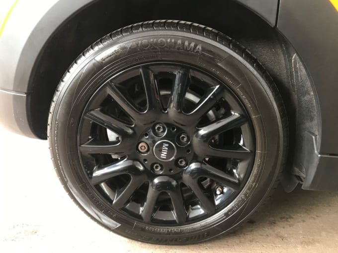 2025 Mini Hatch
