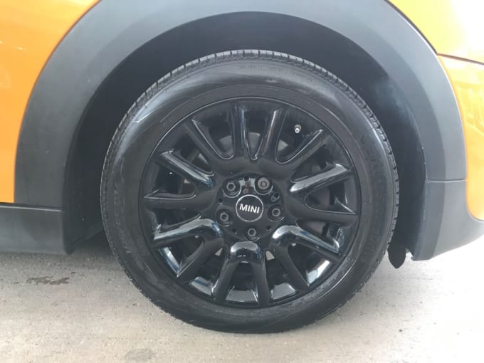 2025 Mini Hatch