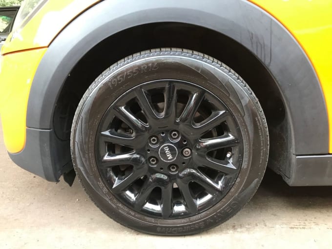 2025 Mini Hatch