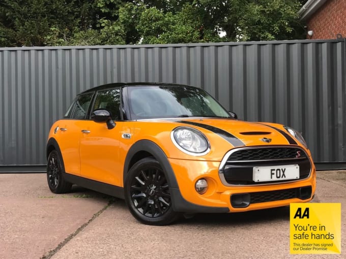 2025 Mini Hatch