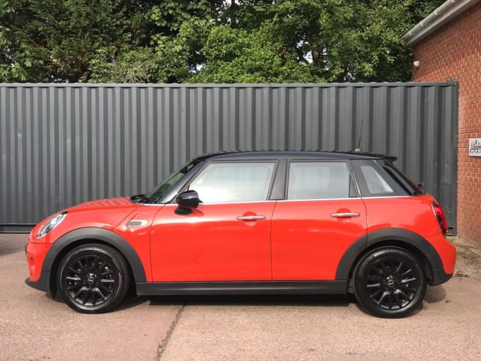 2025 Mini Hatch