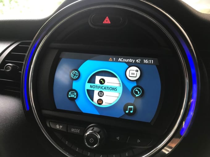 2025 Mini Hatch