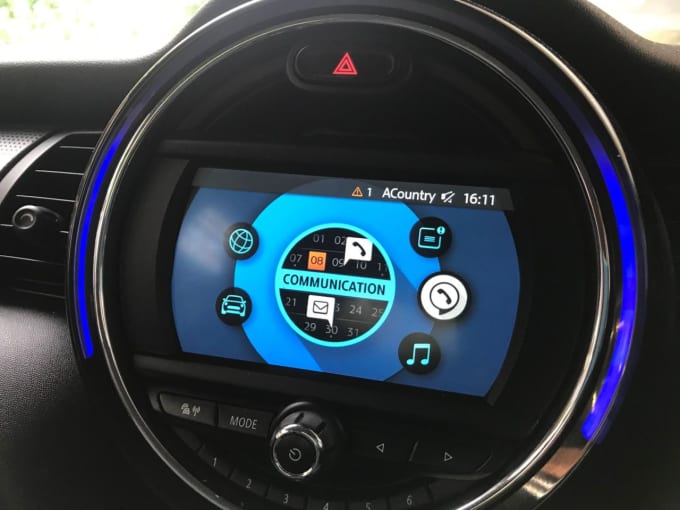 2025 Mini Hatch