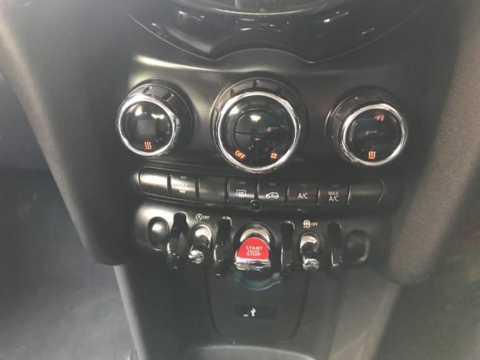 2025 Mini Hatch