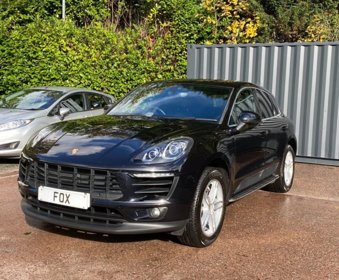 2017 Porsche Macan
