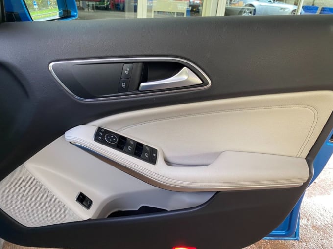 2017 Mercedes Gla-class