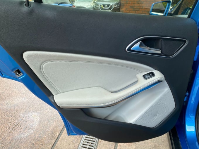 2017 Mercedes Gla-class