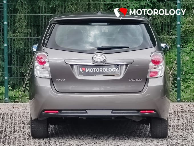 2016 Toyota Verso