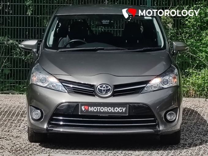 2016 Toyota Verso