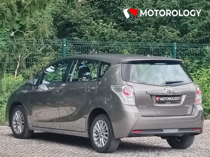 2016 Toyota Verso