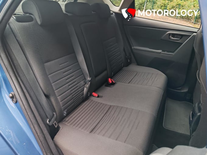 2016 Toyota Auris