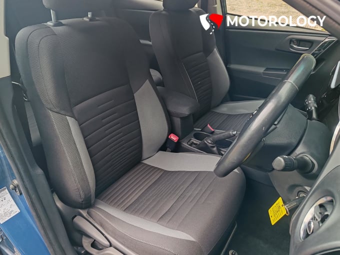 2016 Toyota Auris