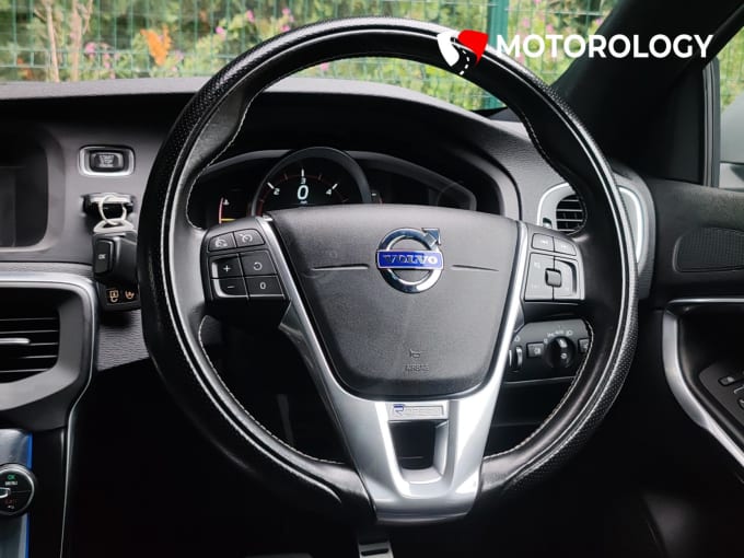 2016 Volvo V40