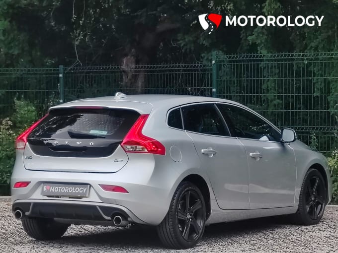 2016 Volvo V40