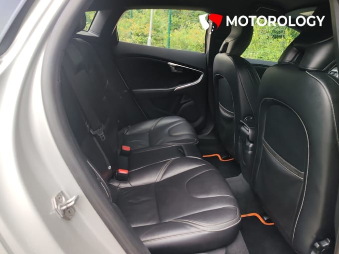 2016 Volvo V40