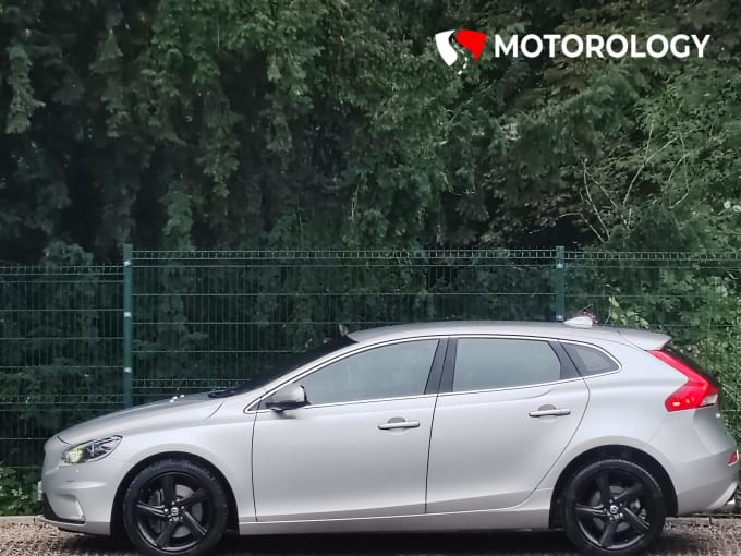 2016 Volvo V40