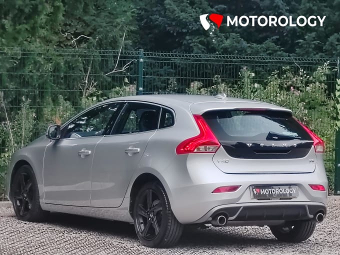 2016 Volvo V40
