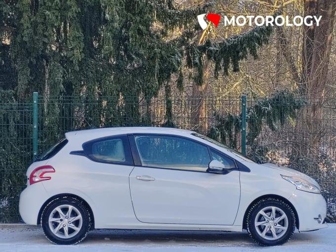 2014 Peugeot 208