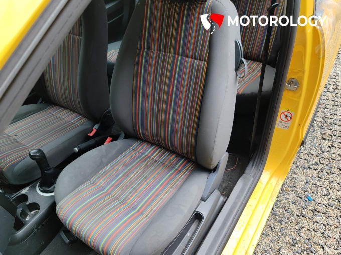 2011 Volkswagen Fox