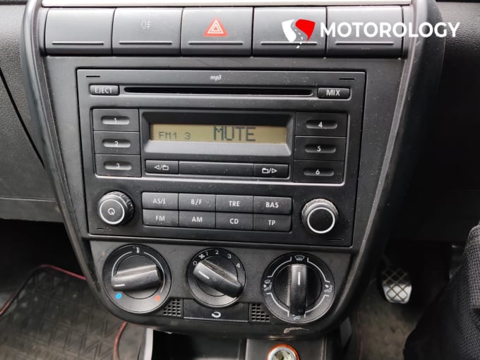 2011 Volkswagen Fox