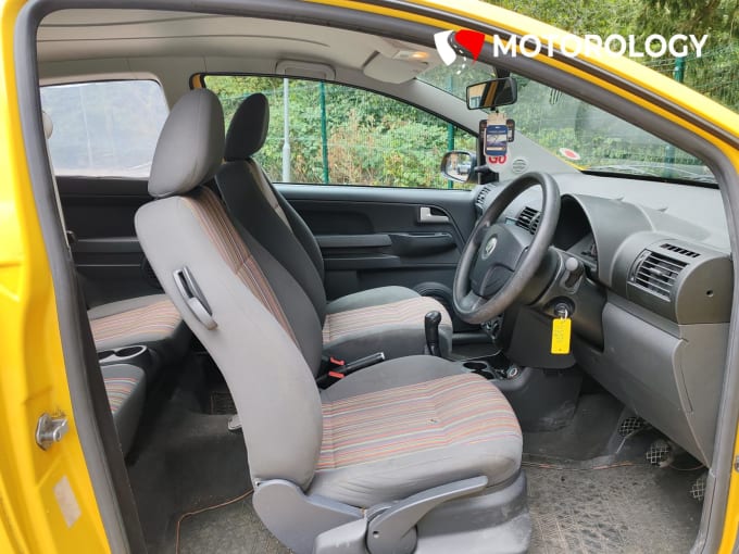 2011 Volkswagen Fox