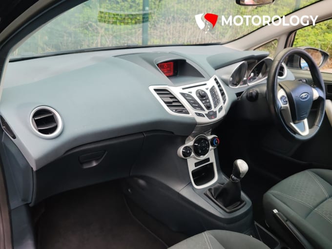 2010 Ford Fiesta