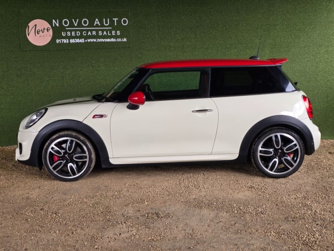 2025 Mini Hatch