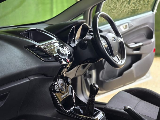 2025 Ford Fiesta