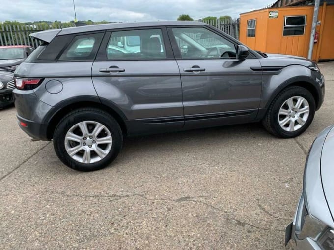 2025 Land Rover Range Rover Evoque