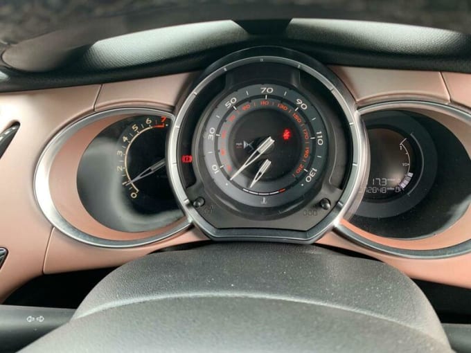 2025 Ds Automobiles 3