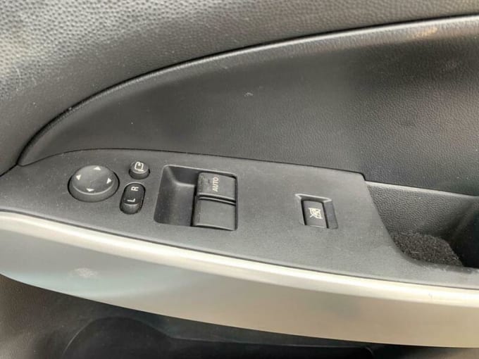 2025 Mazda Mazda 2