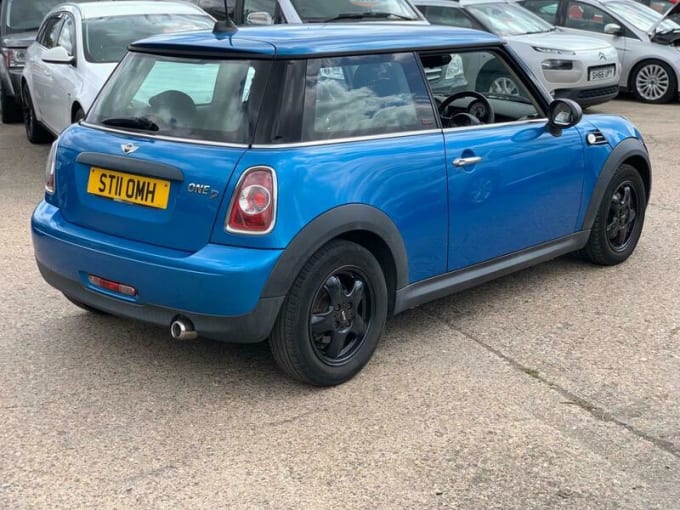2025 Mini Hatch