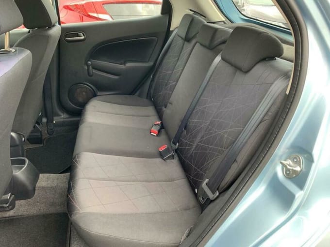 2025 Mazda Mazda 2